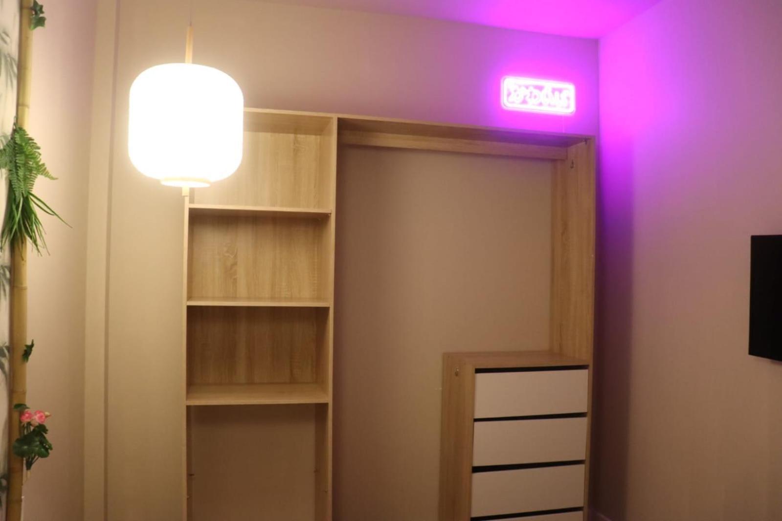 Loveroom Japon Avec Balneotherapie 土伦 外观 照片