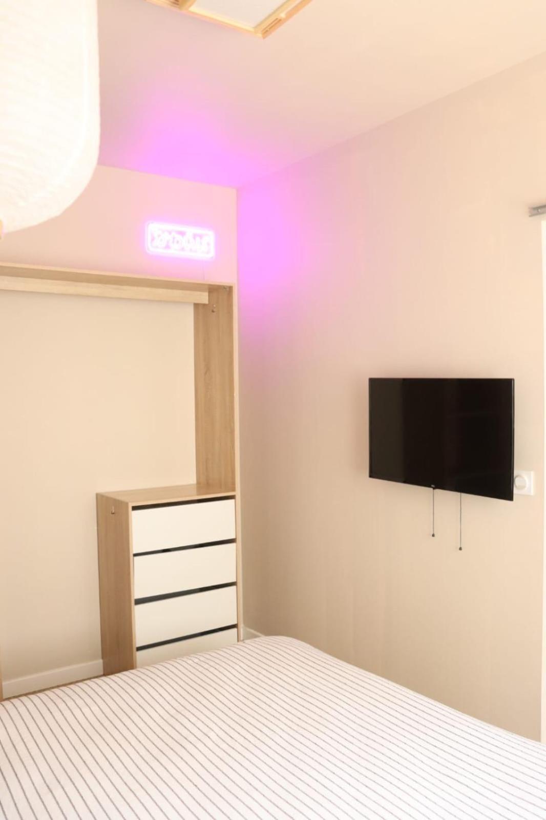 Loveroom Japon Avec Balneotherapie 土伦 外观 照片